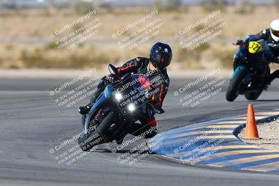 media/Jan-09-2022-SoCal Trackdays (Sun) [[2b1fec8404]]/Turn 11 (935am)/